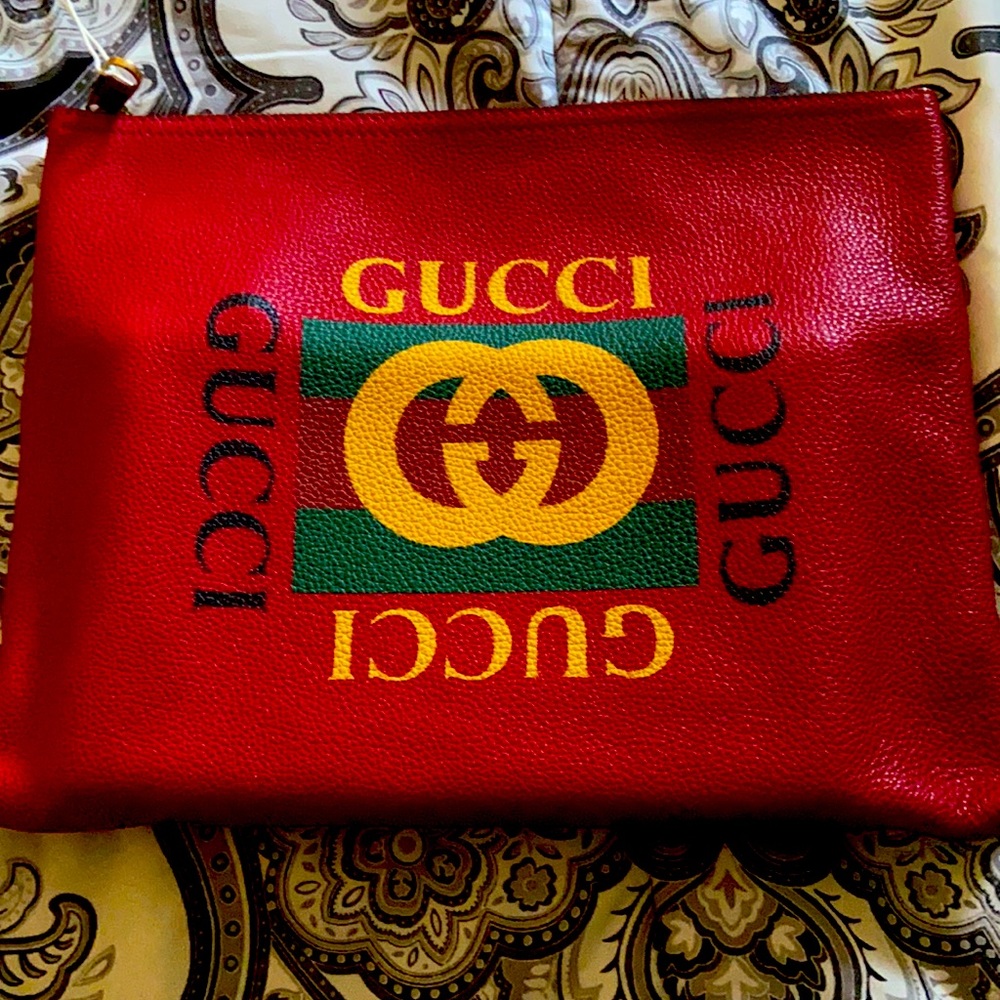 Gucci clutch red leather Gucci print green and yellow